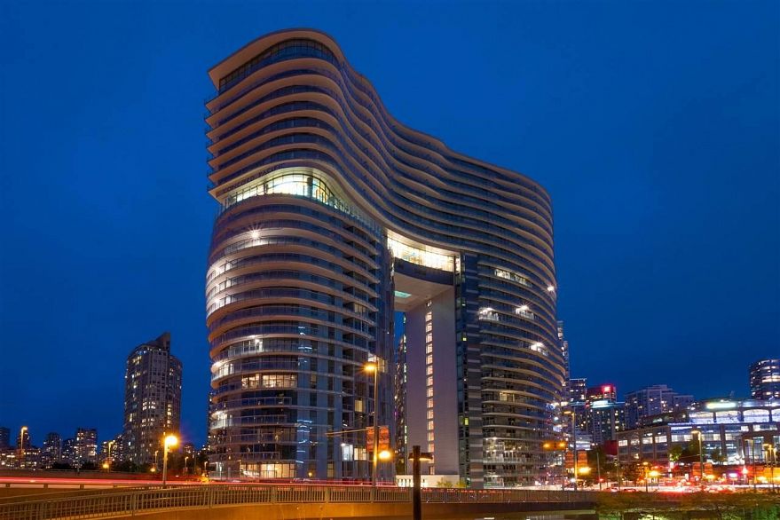 683 87 Nelson Street