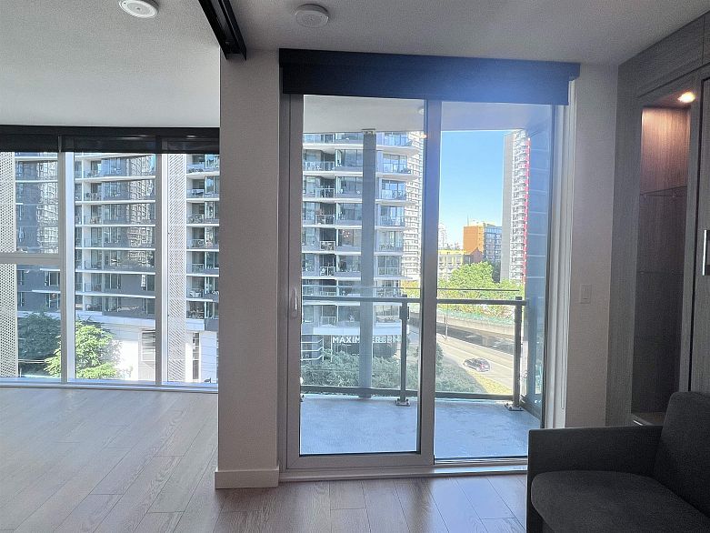 683 87 Nelson Street