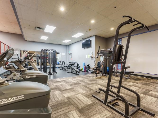 1505 811 Helmcken Street