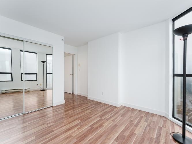 1505 811 Helmcken Street