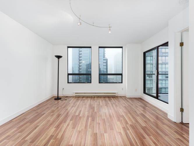 1505 811 Helmcken Street