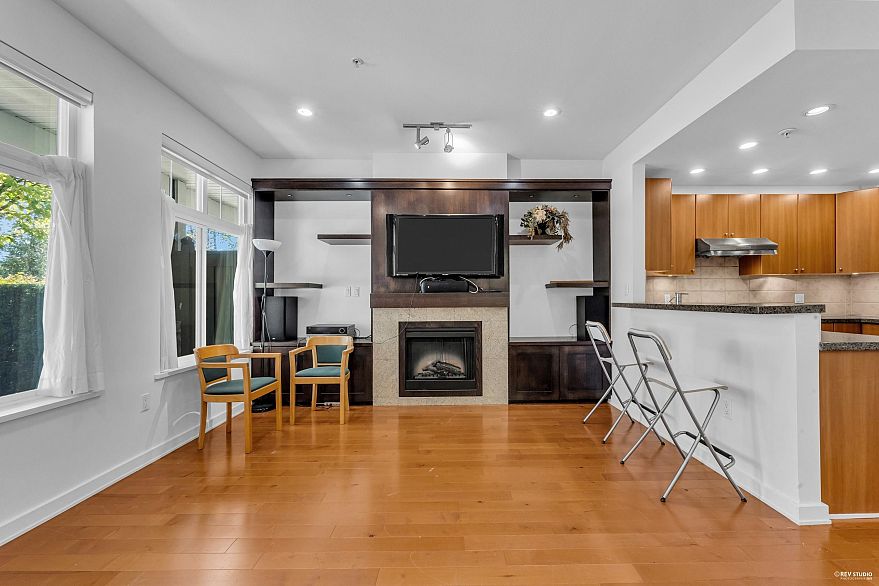 7401 Columbia Street