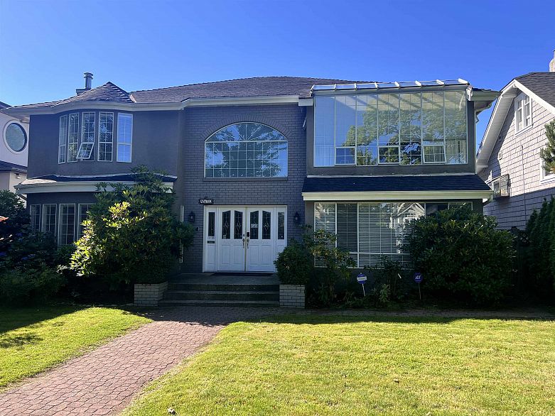 4570 W 13th Avenue