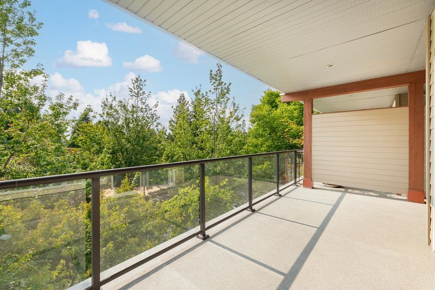 320 6328 Larkin Drive