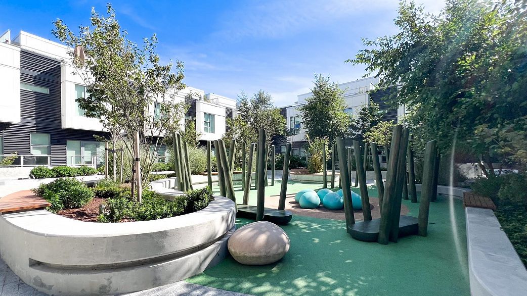 1405 3430 E Kent Avenue