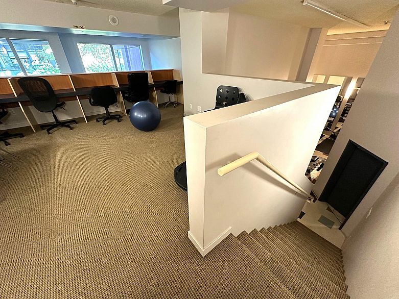 217 933 Seymour Street