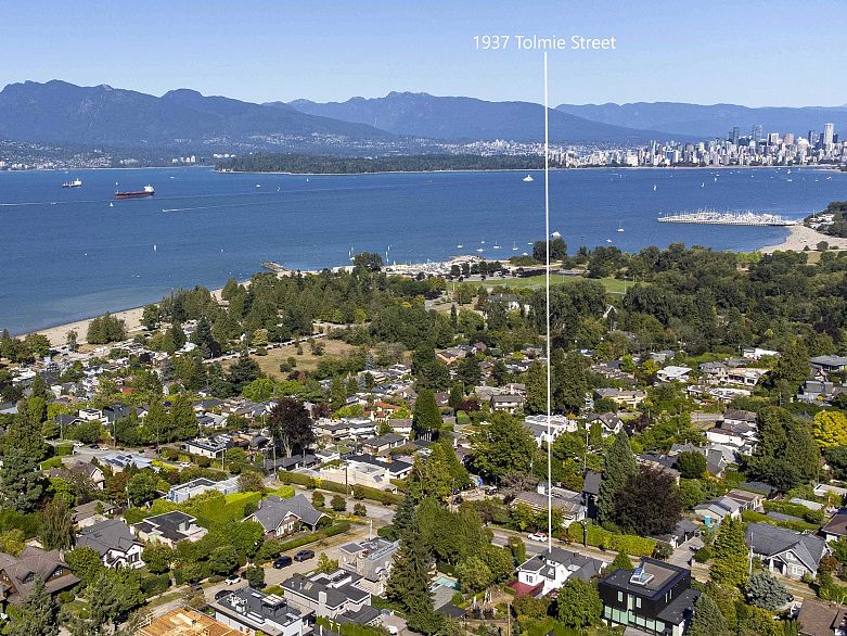 1937 Tolmie Street