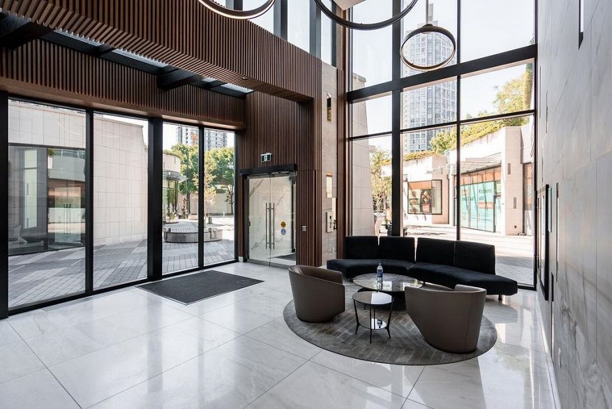 408 89 Nelson Street