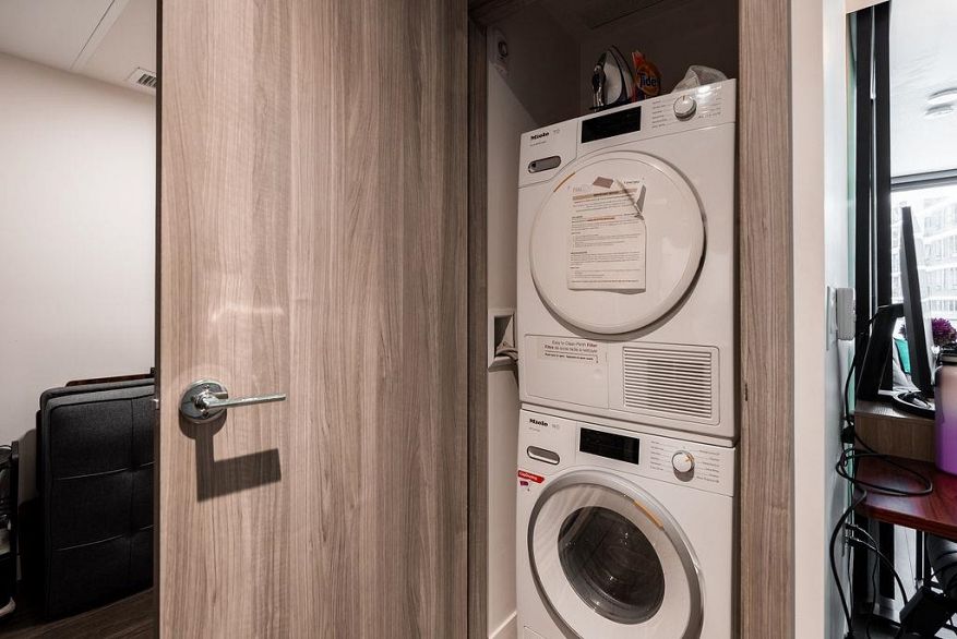 408 89 Nelson Street