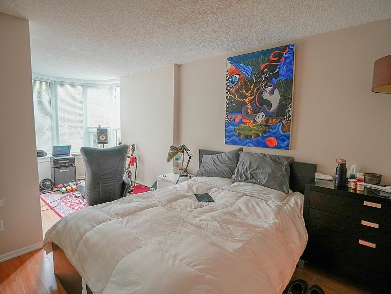 101 1845 Robson Street