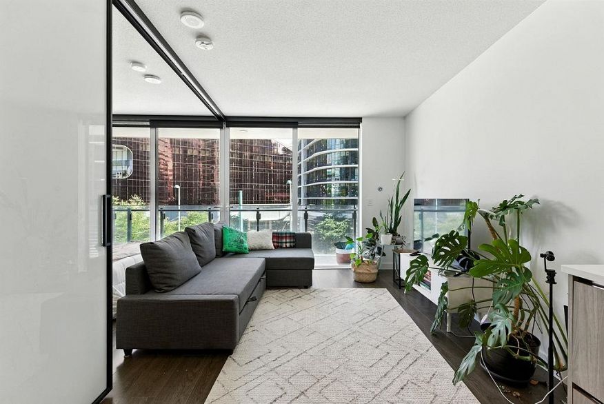 408 89 Nelson Street