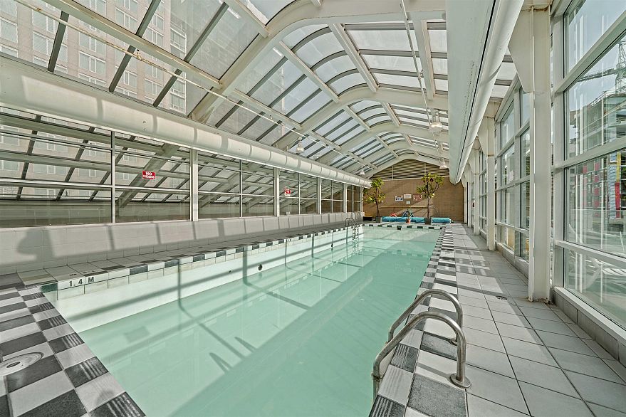 1709 438 Seymour Street