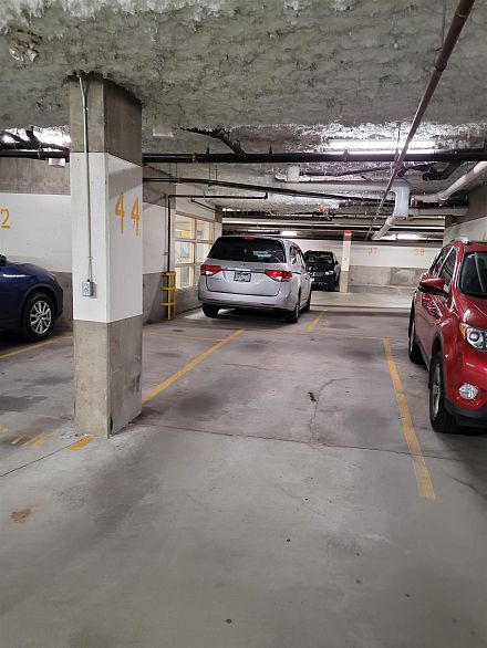 401 995 W 59th Avenue