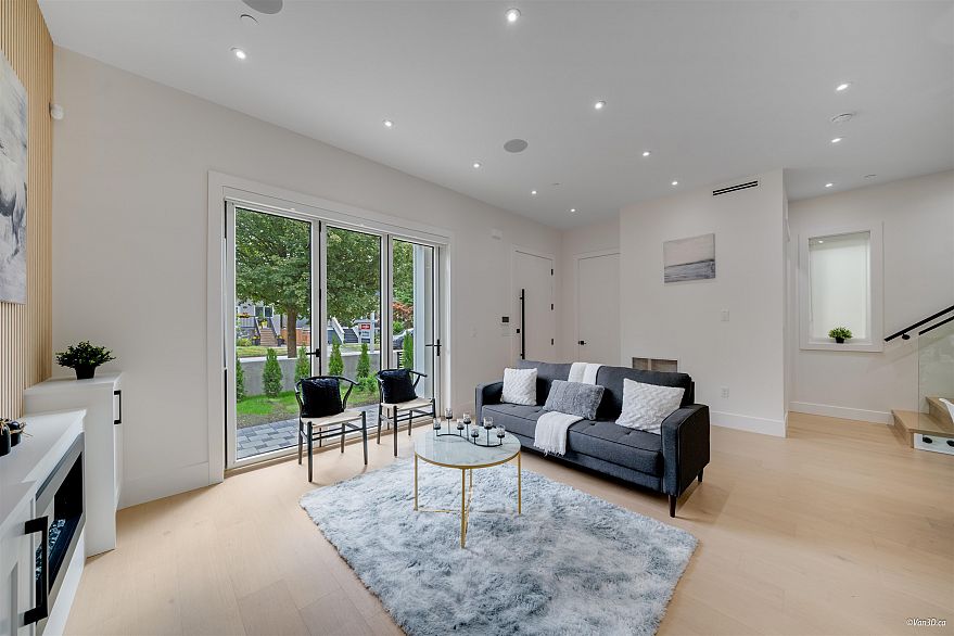 1 4463 Walden Street