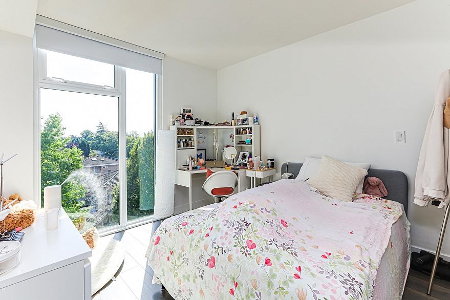 403 8181 Chester Street