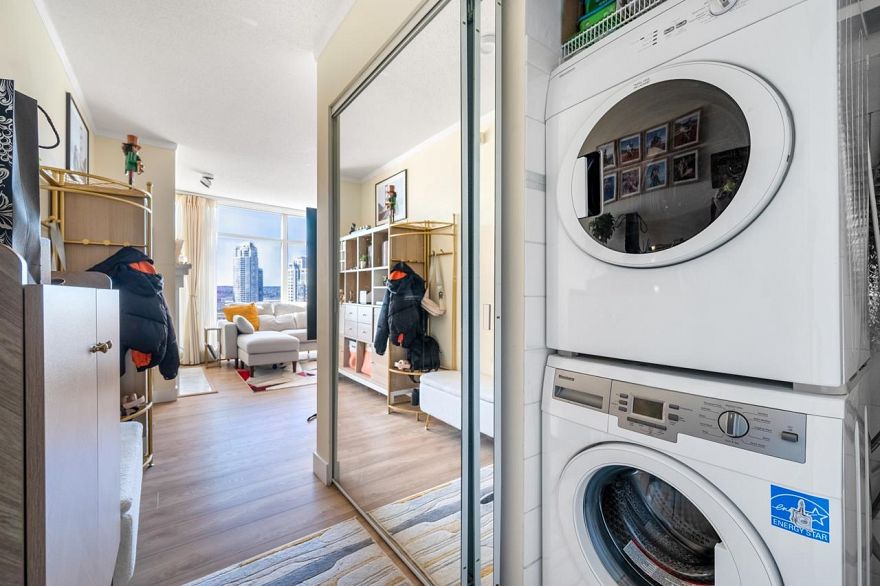 2608 198 Aquarius Mews