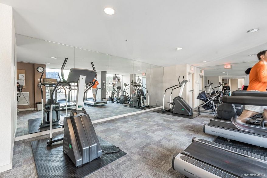 2608 198 Aquarius Mews