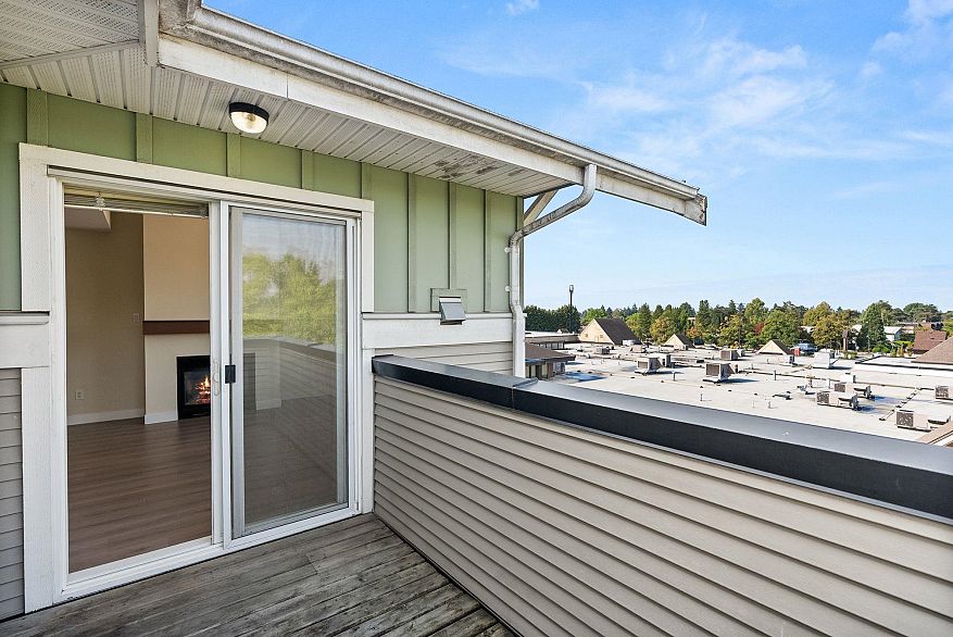 417 7089 Mont Royal Square