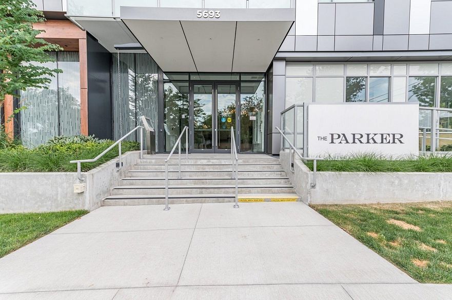 204 5693 ELIZABETH STREET, Vancouver BC V5Y 3K1