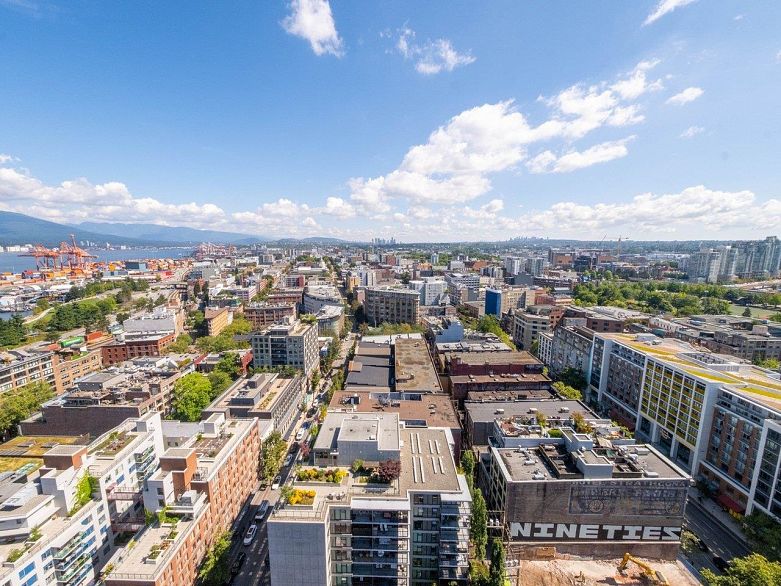 2503 108 W Cordova Street