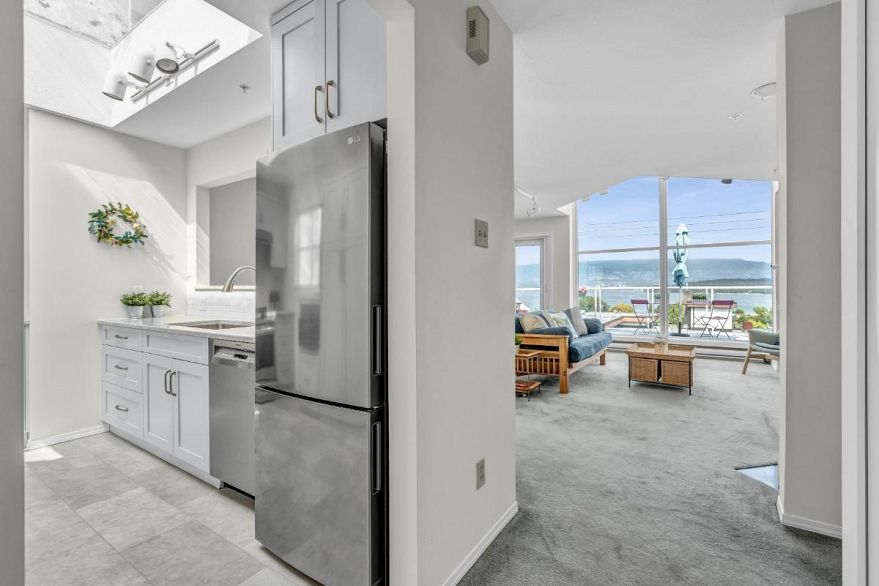 PH21 2175 W 3rd Avenue