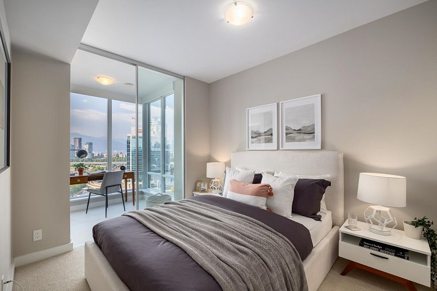 1912 1618 Quebec Street