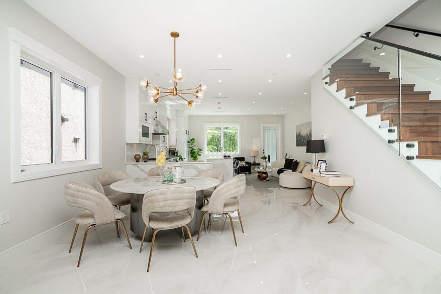 2356 West 16th Avenue