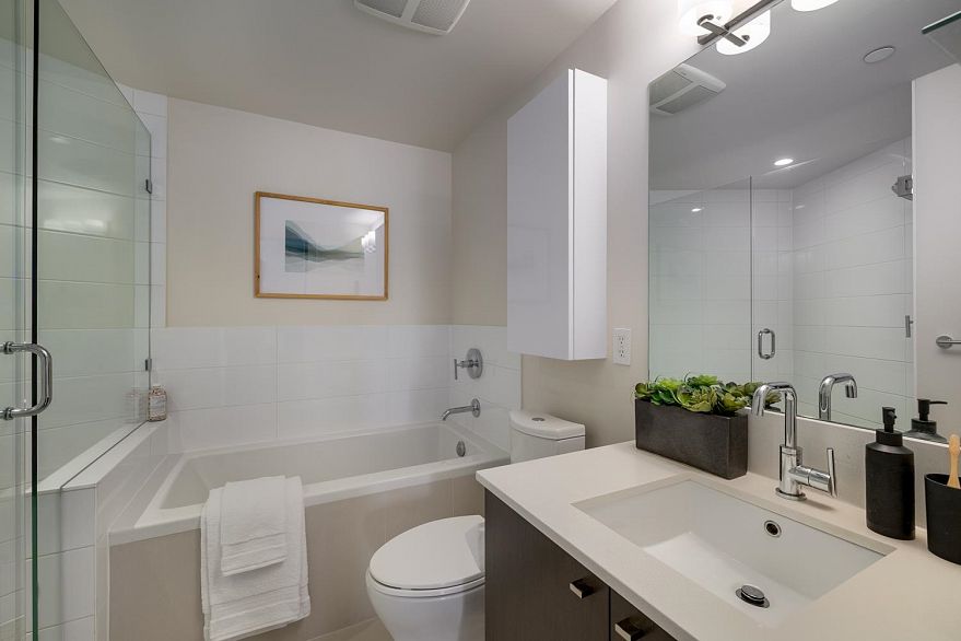 1912 1618 Quebec Street