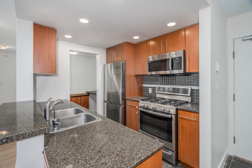 705 550 Pacific Street