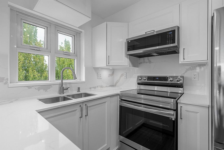 PH6 4868 Fraser Street