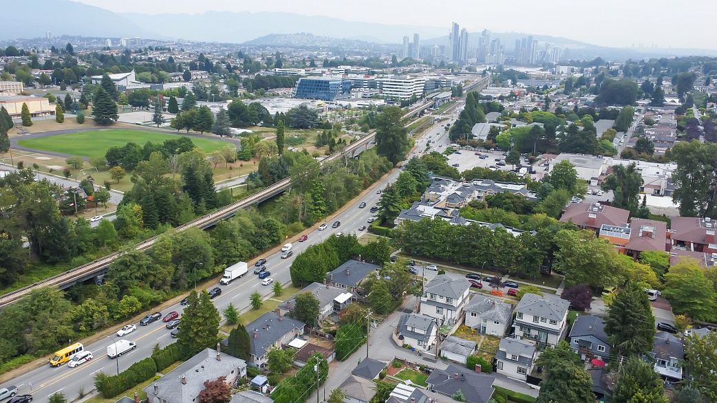 2578 S Grandview Highway