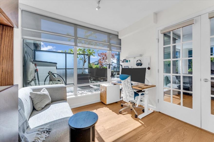 2602 788 Richards Street