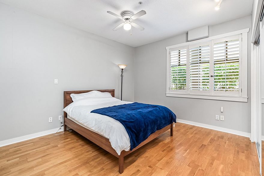 204 2525 Quebec Street