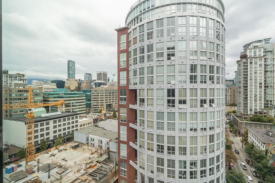 1902 999 Seymour Street