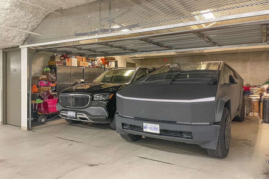 110 1328 Marinaside Crescent