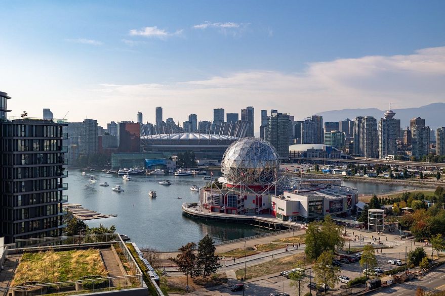 1912 1618 Quebec Street