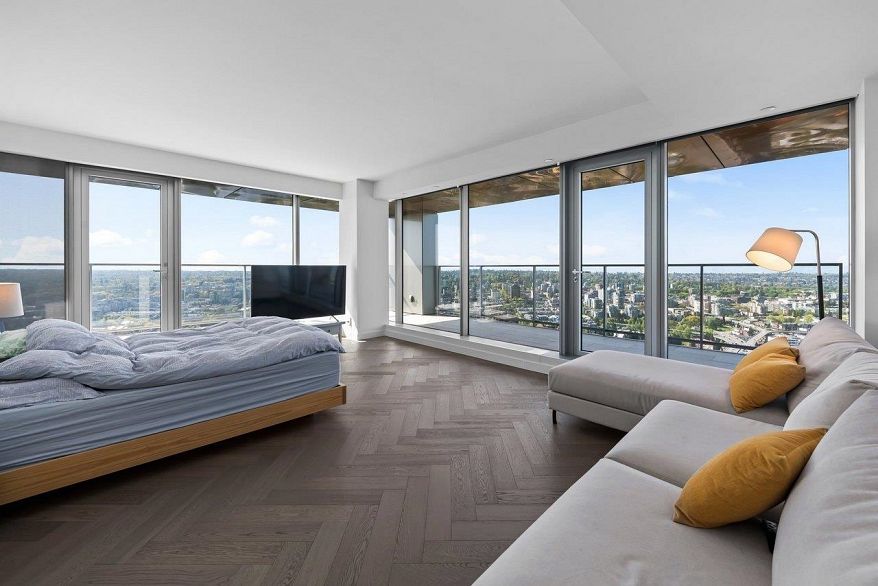 5601 1480 Howe Street