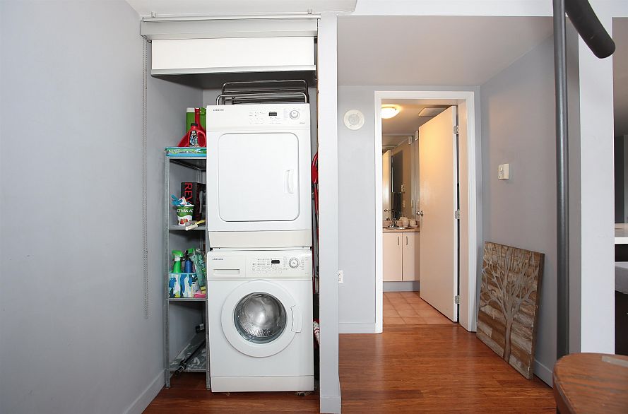 511 22 E Cordova Street