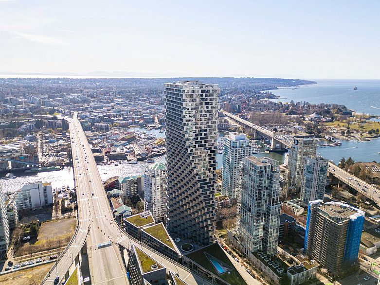 5601 1480 Howe Street