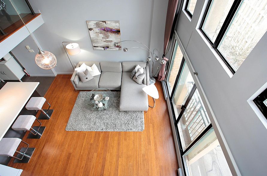 511 22 E Cordova Street