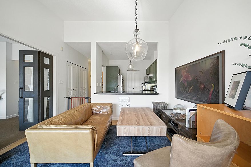 409 1820 E Kent Ave South Avenue