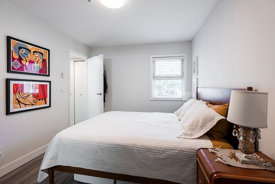 203 1615 Frances Street