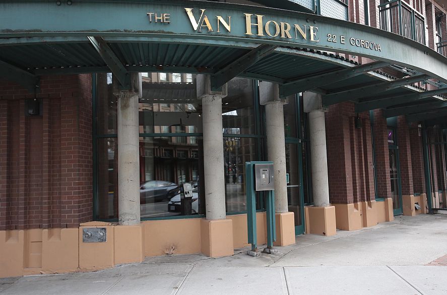 511 22 E Cordova Street