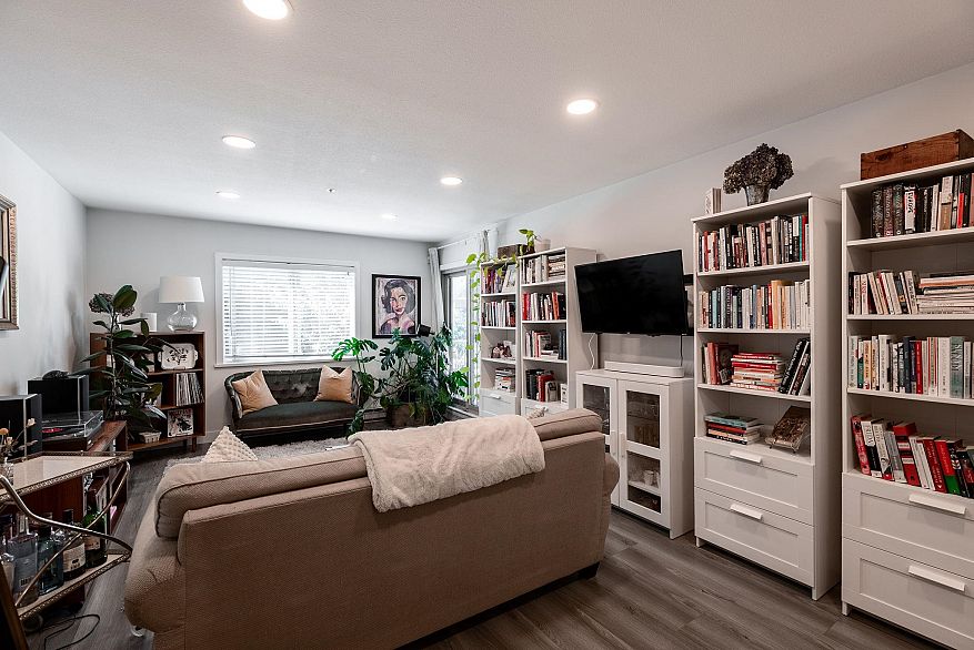 203 1615 Frances Street