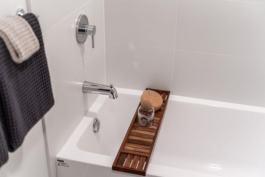 310 2419 Grant Street