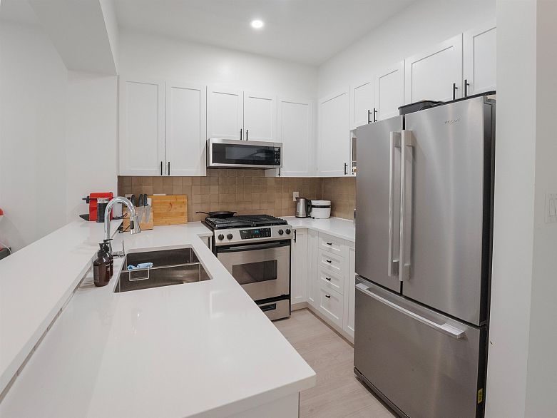 320 2280 Wesbrook Mall