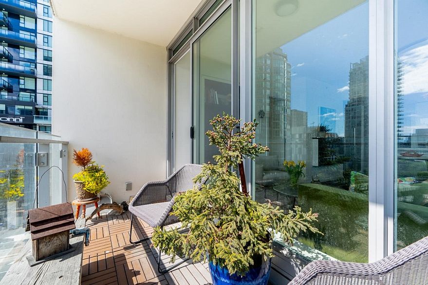 707 1351 Continental Street