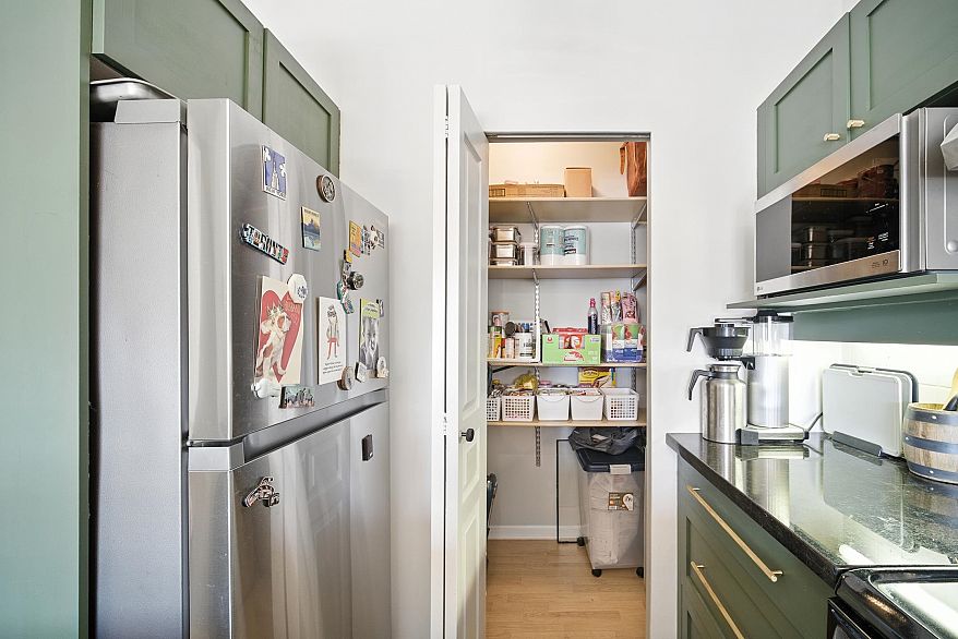 409 1820 E Kent Ave South Avenue