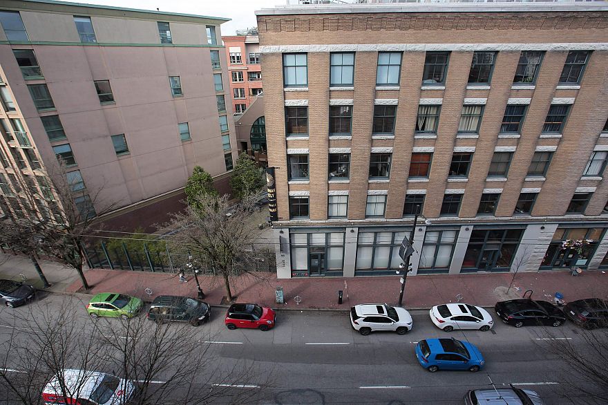 511 22 E Cordova Street