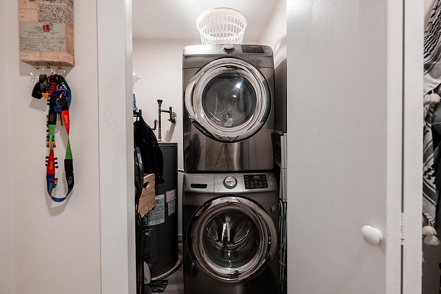 203 1615 Frances Street